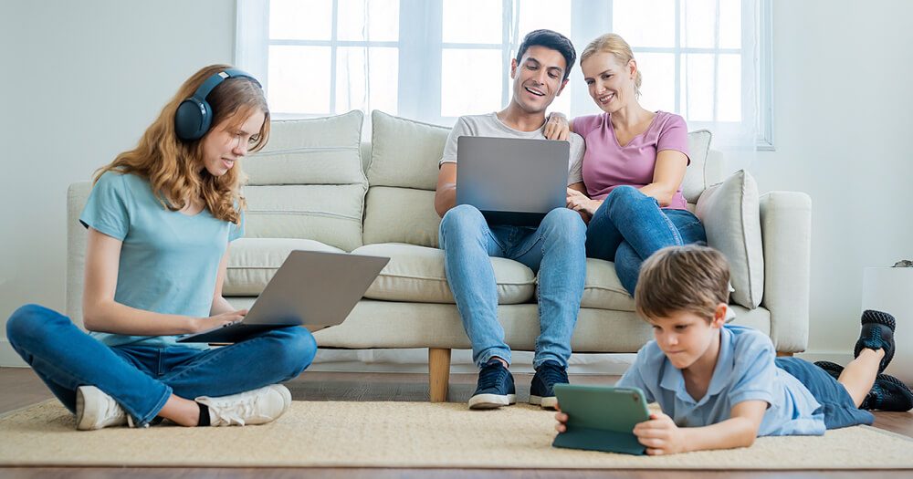 Twin Valley News Article July 2022 Featured Image Family Using Multiple Devices