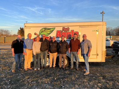 Twin Valley Holiday Ham Giveaway Volunteers