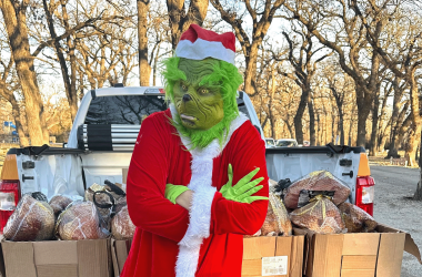 Twin Valley Featured Image 2023 Holiday Ham Giveway Grinch