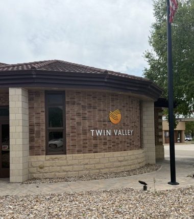 Twin Valley Image Listing Grid Clay Center Office 2